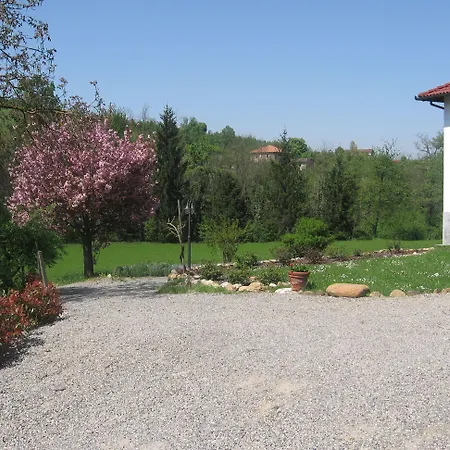 Cascina Tollu Çiftlik konaklama San Giacomo (Piedmont)