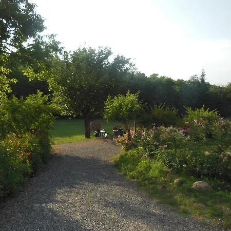 Cascina Tollu Farm stay *
