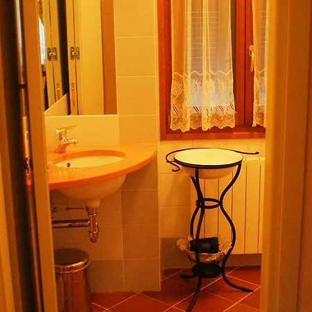 Cascina Tollu Çiftlik konaklama *