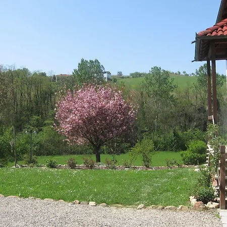 Cascina Tollu Farm stay *