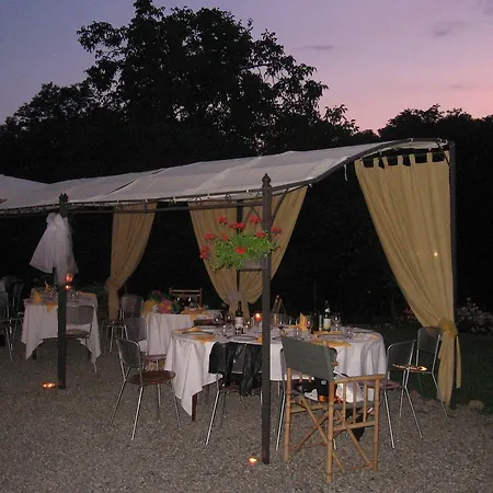Farm stay Cascina Tollu *